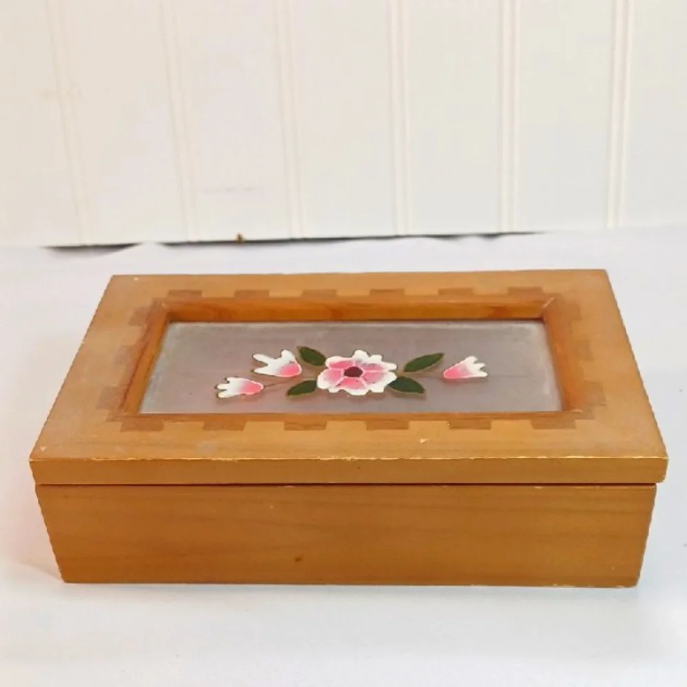 Vintage 80S Wooden Jewelry Box with Floral Stain Glass Flip Top Design